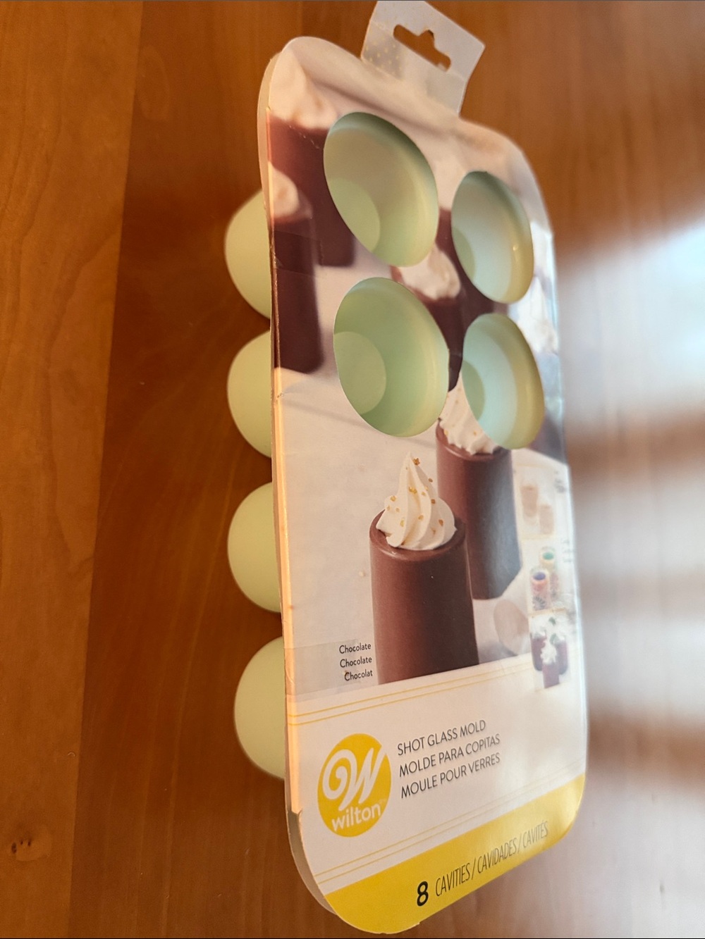 Wilton 8-Cavity Shot Glass Mold - • NEW • Chocolate, Candy, Jello Silicone Mold - Picture 6 of 10